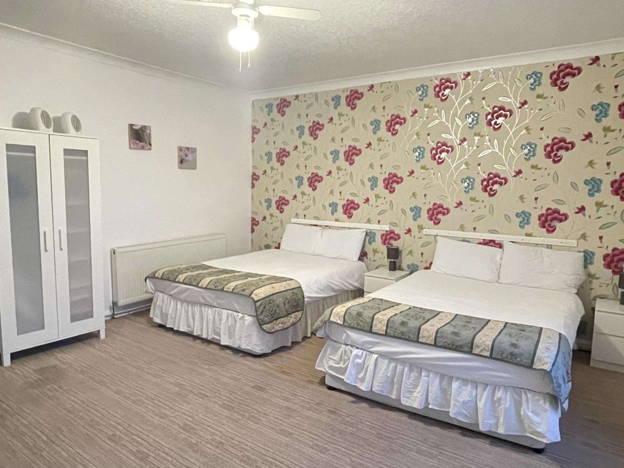 The Dolphin Hotel غريت يورماوث المظهر الخارجي الصورة